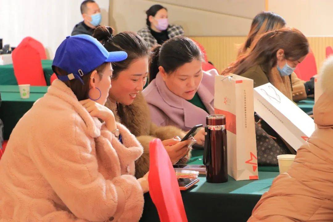 感謝星播，帶來(lái)了抖音電商新方法，為臨沂人長(zhǎng)期免費(fèi)教培